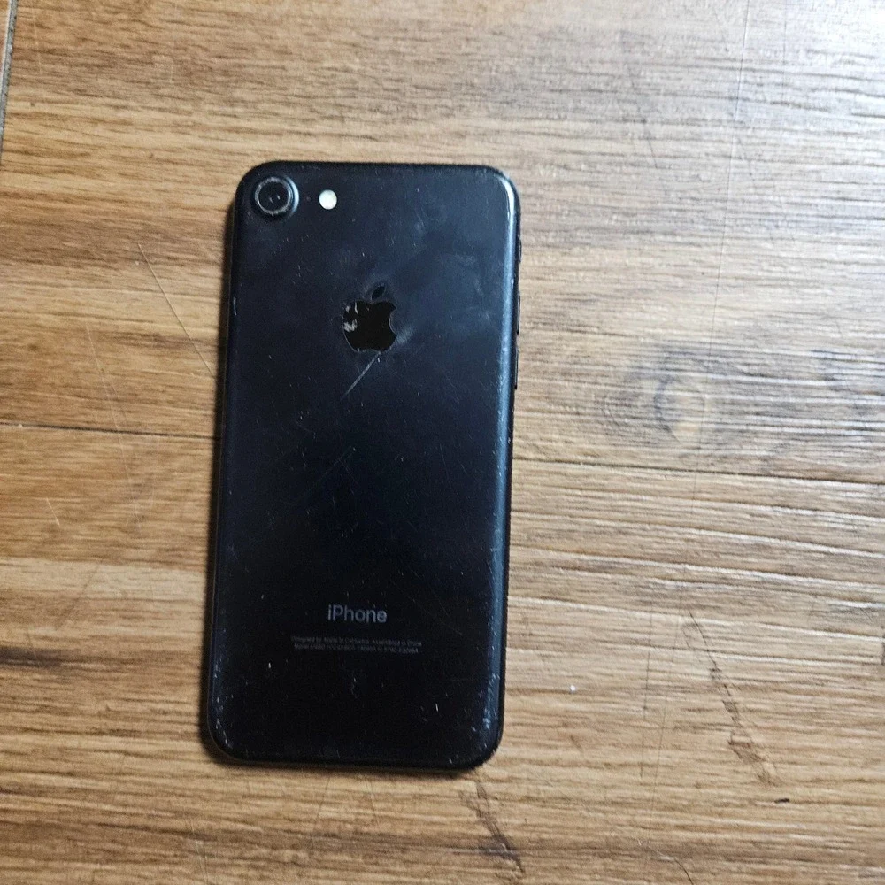 Apple iPhone 7 A1660 Handheld Smartphone‎ IOS Black For Parts Only